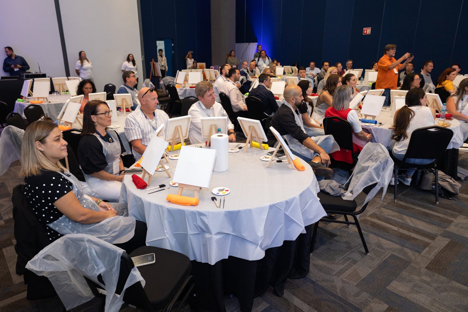 IFES25_D1_Expo-386
